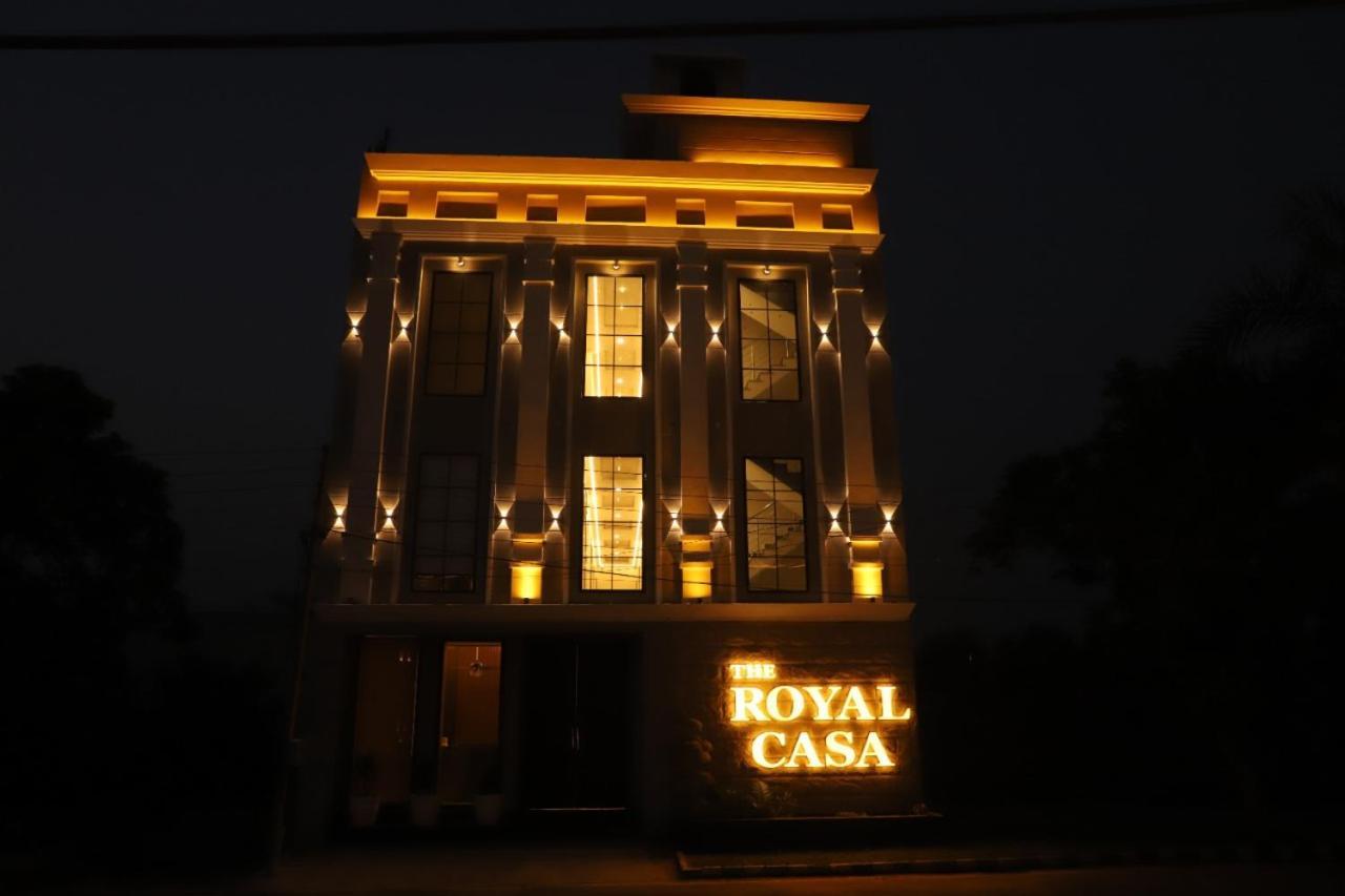 ホテルThe Royal Casa ルディヤーナー エクステリア 写真